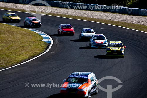  Assunto: Autódromo Internacional de Curitiba - Corrida na categoria Marcas e Turismo 5000  / Local: Pinhais - Paraná (PR) - Brasil / Data: 05/2011 