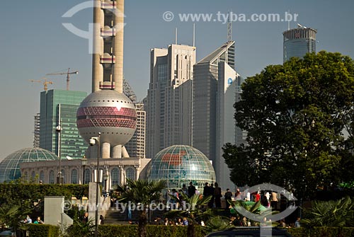  Assunto: Vista da Torre de Televisão Pérola Oriental / Local: Xangai - China - Ásia / Data: 11/2006 