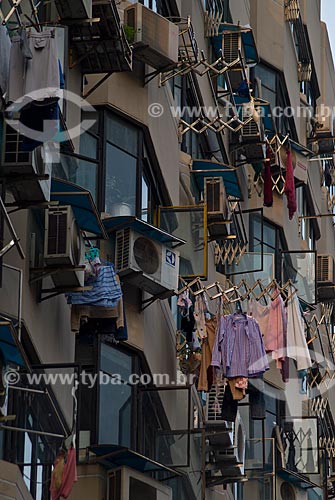  Assunto: Varal de roupas em prédio / Local: Xangai - China - Ásia / Data: 11/2006 