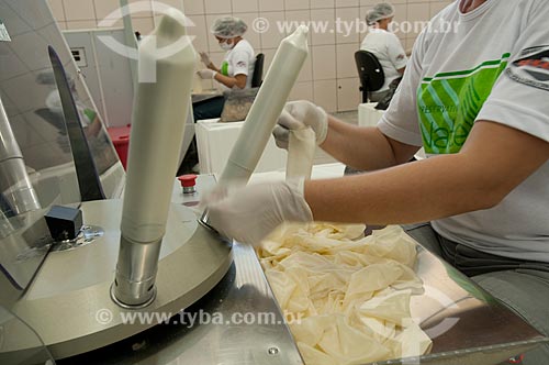  Assunto: Fabricação de preservativos - Nátex / Local: Xapuri - Acre (AC) - Brasil / Data: 10/2009 