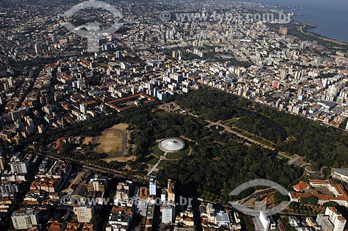  Assunto: Vista aérea de Porto Alegre / Local: Porto Alegre - Rio Grande do Sul (RS) - Brasil / Data: 04/2009 