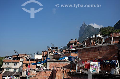  Assunto: Vista da Favela Santa Marta com Cristo Redentor ao fundo / Local: Rio de Janeiro (RJ) - Brasil / Data: 05/2011 