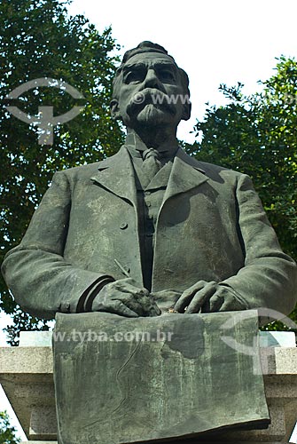  Assunto: Busto de Pereira Passos na Avenida Presidente Vargas / Local: Rio de Janeiro (RJ) - Brasil / Data: 07/2011 