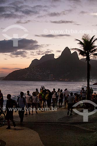  Assunto: Entardecer visto do Arpoador / Local: Ipanema - Rio de Janeiro (RJ) - Brasil / Data: 05/2011 