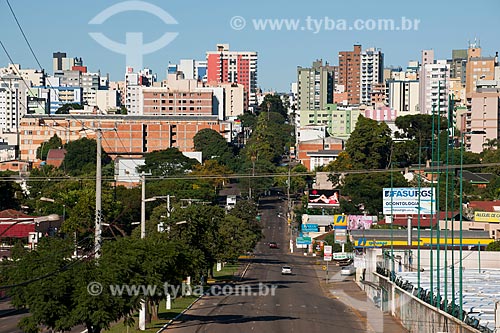  Assunto: Vista panorâmica da cidade de Passo a partir da Avenida Brasil Leste / Local: Passo Fundo - Rio Grande do Sul (RS) - Brasil / Data: 04/2011 
