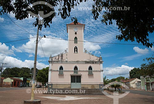  Assunto: Igreja Matriz da cidade de Jequitaí - norte de Minas Gerais / Local: Jequitaí - Minas Gerais (MG) - Brasil / Data: 09/2011 