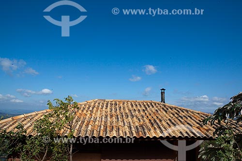 Assunto: Telhado de casa  / Local: Brumadinho - Minas Gerais (MG) - Brasil / Data: 11/2011 