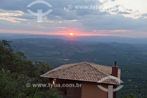  Assunto: Pôr-do-sol na Pousada Estalagem do Mirante na Serra da Moeda  / Local: Brumadinho - Minas Gerais (MG) - Brasil / Data: 11/2011 