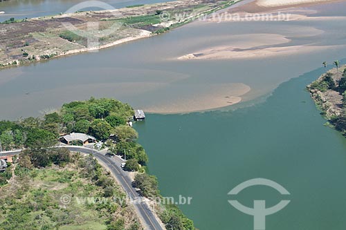  Assunto: Encontro do Rio Parnaíba com o Rio Poty - Divisa entre Timon e Teresina / Local: Teresina - Piauí (PI) - Brasil / Data: 09/2011 