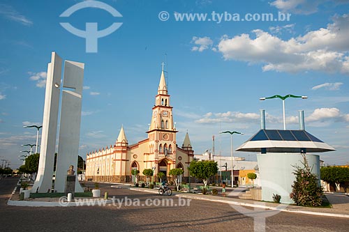  Assunto: Igreja Matriz Sagrado Coração de Jesus  / Local: Brejo Santo - Ceará (CE) - Brasil / Data: 10/2011 