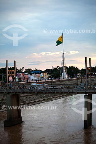  Assunto: Ponte Metálica (Ponte Juscelino Kubitschek) sobre o Rio Acre / Local: Rio Branco - Acre (AC) - Brasil / Data: 11/2011 