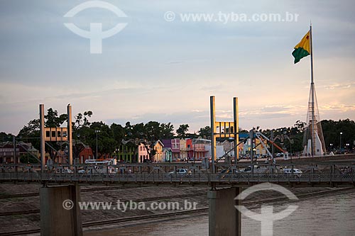  Assunto: Ponte Metálica (Ponte Juscelino Kubitschek) sobre o Rio Acre / Local: Rio Branco - Acre (AC) - Brasil / Data: 11/2011 