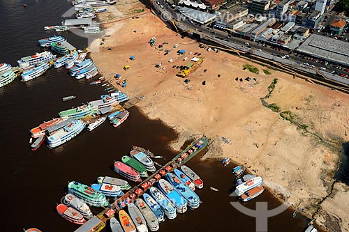  Assunto: Vista do Porto de Manaus - maior seca registrada / Local: Manaus - Amazonas (AM) - Brasil / Data: 11/2010 