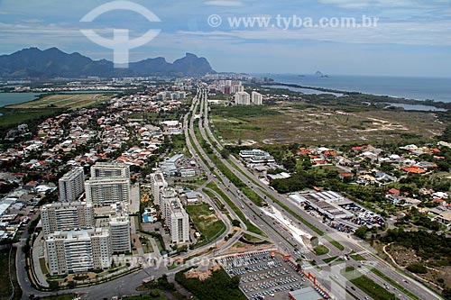  Assunto: Vista aérea da Avenida das Américas / Local: Barra da Tijuca - Rio de Janeiro (RJ) - Brasil / Data: 01/2012 