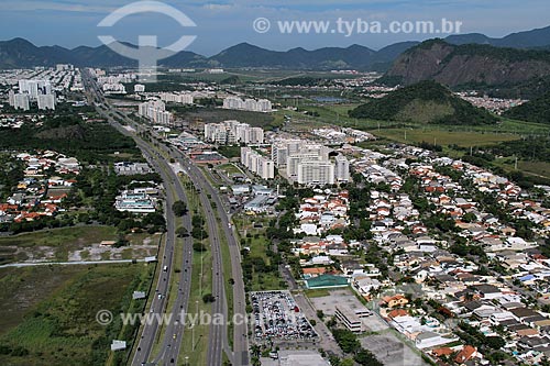  Assunto: Vista aérea da Avenida das Américas / Local: Barra da Tijuca - Rio de Janeiro (RJ) - Brasil / Data: 01/2012 