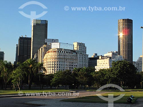  Assunto: Prédios vistos do Aterro do Flamengo / Local: Centro - Rio de Janeiro (RJ) - Brasil / Data: 02/2012 