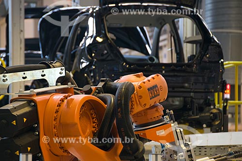  Assunto: Robô em linha de montagem de automóveis da Volkswagen / Local: São Bernardo do Campo - São Paulo (SP) - Brasil / Data: 07/2010 