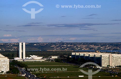  Assunto: Vista do Congresso Nacional e da Esplanada dos Ministérios / Local: Brasília - Distrito Federal (DF) - Brasil / Data: 05/2006 