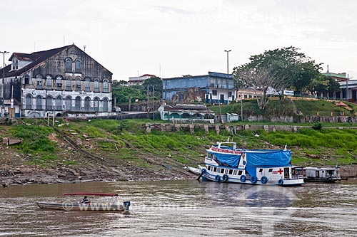  Assunto: Barco clínica no porto de Itacoatiara  / Local: Itacoatiara - Amazonas (AM) - Brasil / Data: 10/2011 