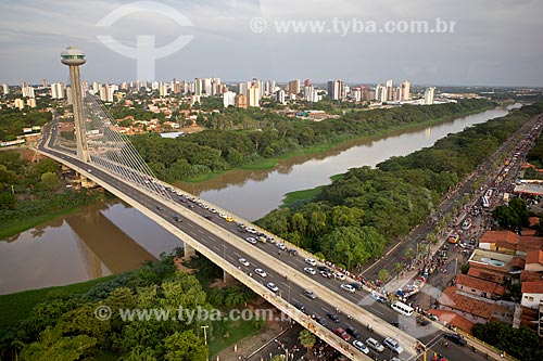  Assunto: Ponte Estaiada Mestre João Isidoro França sobre o Rio poti / Local: Teresina - Piauí (PI) - Brasil / Data: 02/2012 