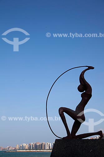 Assunto: Estátua de Iracema Guardiã, obra de Zenon Barreto, na Praia de Iracema / Local: Fortaleza - Ceará (CE) - Brasil / Data: 11/2011 