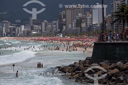  Assunto: Praia de Ipanema vista do Arpoador / Local: Ipanema - Rio de Janeiro (RJ) - Brasil / Data: 04/2012 