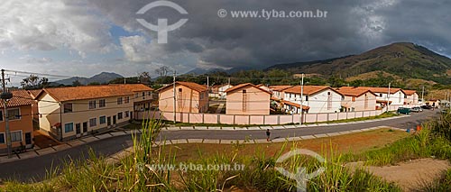  Assunto: Condominio Ferrara e Condominio Terni na Estrada dos Caboclos - Programa Minha Casa Minha Vida / Local: Campo Grande - Rio de Janeiro (RJ) - Brasil / Data: 06/2011 
