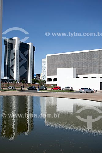  Assunto: Biblioteca Nacional de Brasília ou Biblioteca Nacional Leonel de Moura Brizola / Local: Brasília - Distrito Federal (DF) - Brasil / Data: 11/2011 