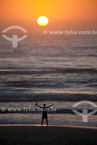  Assunto: Nascer do sol na Praia Nova - Balneário Mostardense / Local: Mostardas - Rio Grande do Sul (RS) - Brasil / Data: 02/2012 