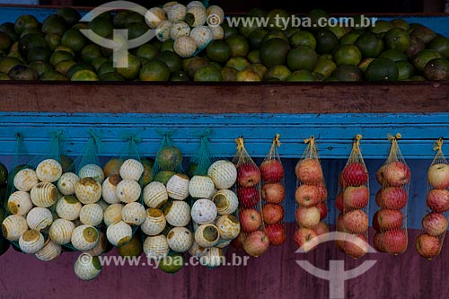  Assunto: Frutas no mercado de Santana (Beirada de Santana) / Local: Santana - Amapá (AP) - Brasil / Data: 04/2012 