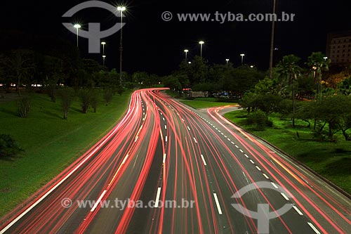  Assunto: Luzes de carros no Aterro do Flamengo / Local: Rio de Janeiro (RJ) - Brasil / Data: 02/2012 