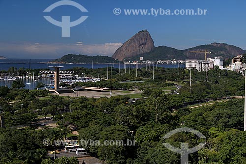  Assunto: Vista do Passeio Público do Rio de Janeiro (1783) com Aterro do Flamengo e Pão de Açúcar ao fundo / Local: Rio de Janeiro (RJ) - Brasil / Data: 05/2012 