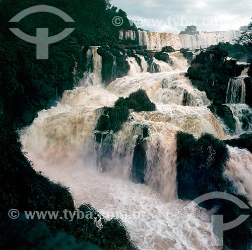  Conjunto de cachoeiras chamadas de Sete Quedas antes da inundação pela Usina Hidrelétrica Itaipu Binacional - Década de 70  - Garopaba - Santa Catarina (SC) - Brasil