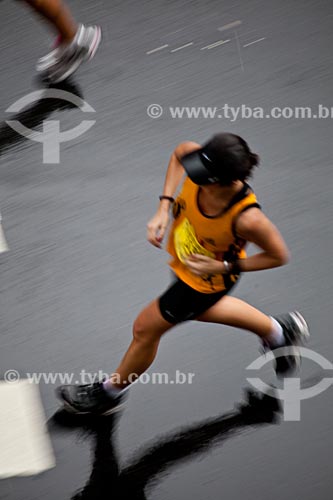  Assunto: Corredora durante a Meia Maratona da Cidade do  Rio de Janeiro / Local: Rio de Janeiro  -  Rio de Janeiro (RJ) - Brasil / Data: 07/2012 