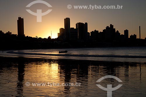  Assunto: Pôr do sol na Praia de Ponta Negra com a cidade de Natal ao fundo / Local: Ponta Negra - Natal - Rio Grande do Norte (RN) - Brasil / Data: 07/2012 
