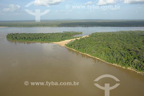  Assunto: Trecho do Rio Branco no Parque Nacional Serra da Mocidade / Local: Caracaraí - Roraima (RR) - Brasil / Data: 03/2012 