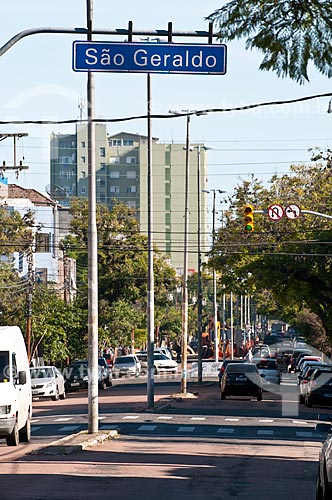  Assunto: Avenida São Pedro no bairro São Geraldo / Local: Porto Alegre - Rio Grande do Sul (RS) - Brasil / Data: 07/2012 