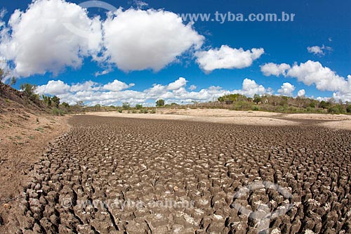  Assunto: Rio Cabeça da Vaca seco devido a estiagem / Local: Teofilandia - Bahia (BA) - Brasil / Data: 06/2012 