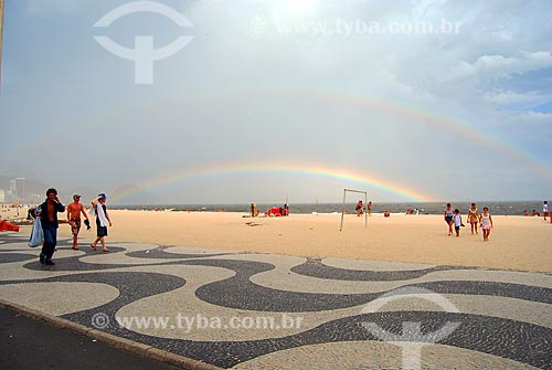  Assunto: Arco-íris na Praia de Copacabana / Local: Copacabana - Rio de Janeiro (RJ) - Brasil / Data: 12/2008 