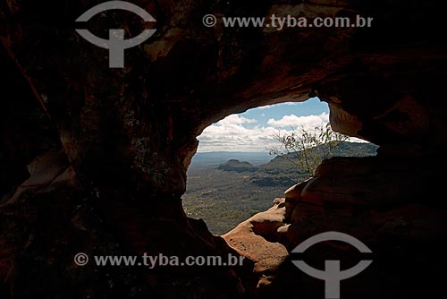  Assunto: Pedra Furada no Parque Nacional do Catimbau / Local: Buíque - Pernambuco (PE) - Brasil / Data: 08/2012 