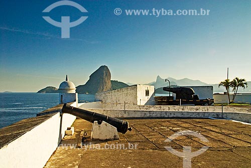  Assunto: Fortaleza de Santa Cruz com cidade do Rio de Janeiro ao fundo / Local: Niterói - Rio de Janeiro (RJ) - Brasil / Data: 07/2011 