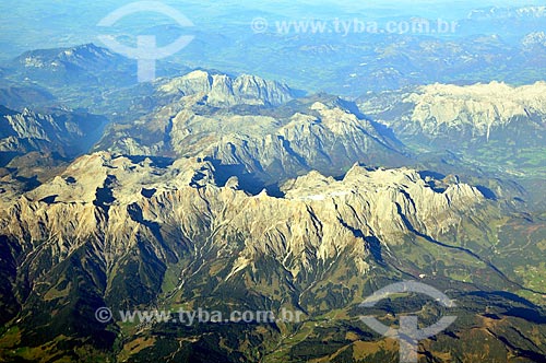  Assunto: Vista aérea dos Alpes Europeus / Local: Próximo à Áustria - Europa / Data: 10/2010 