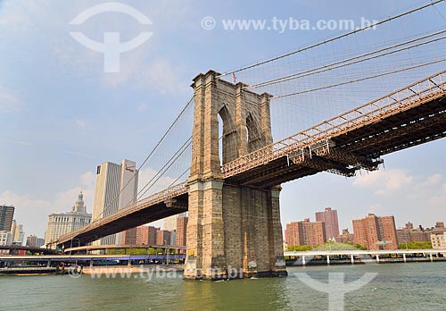  Assunto: Ponte do Brooklyn (1883) / Local: Nova Iorque - Estados Unidos da América - EUA / Data: 08/2010 