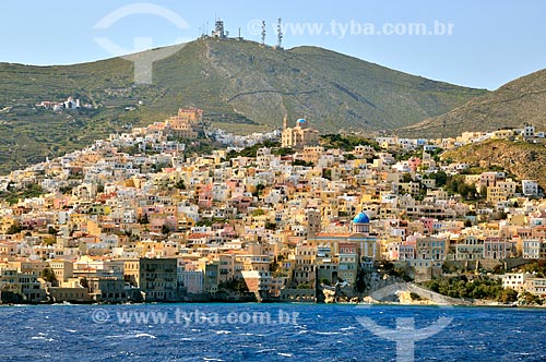  Assunto: Vista da Cidade de Hermópolis, também conhecida como Ermoupolis / Local: Ilha de Siro - Grécia - Europa / Data: 04/2011 