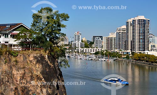  Assunto: Edifícios às margens do Rio Brisbane / Local: Brisbane - Queensland - Austrália - Oceania / Data: 07/2011 