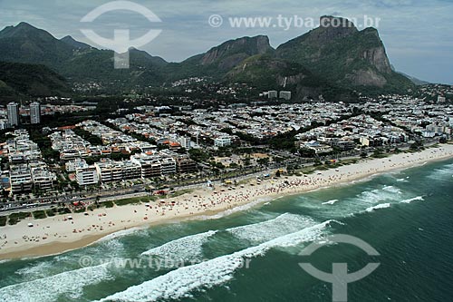  Assunto: Vista aérea do bairro residencial Jardim Oceânico com Pedra da Gávea ao fundo  / Local: Barra da Tijuca - Rio de Janeiro - RJ / Data: 12/2012 