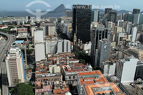  Assunto: Vista do Elevado da Perimetral á esquerda e prédios no centro da cidade / Local: Centro - Rio de Janeiro (RJ) - Brasil / Data: 12/2012 