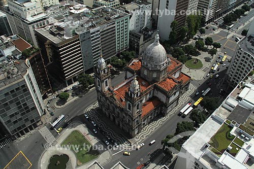  Assunto: Avenida Presidente Vargas e Igreja Nossa Senhora da Candelária / Local: Centro - Rio de Janeiro (RJ) - Brasil / Data: 12/2012 