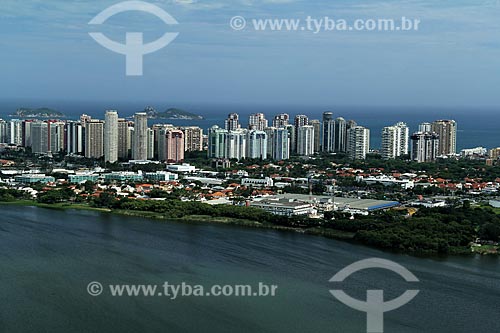  Assunto: Vista da lagoa da Tijuca, Barra da Tijuca com Ilha Alfavaca e Pontuda ao fundo / Local: Barra da Tijuca - Rio de Janeiro (RJ) - Brasil / Data: 12/2012 