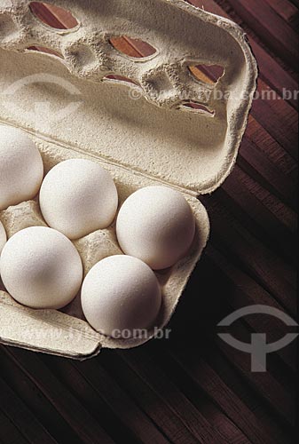  Assunto: Detalhe de ovos em caixa / Local: Estúdio / Data: 08/2002 